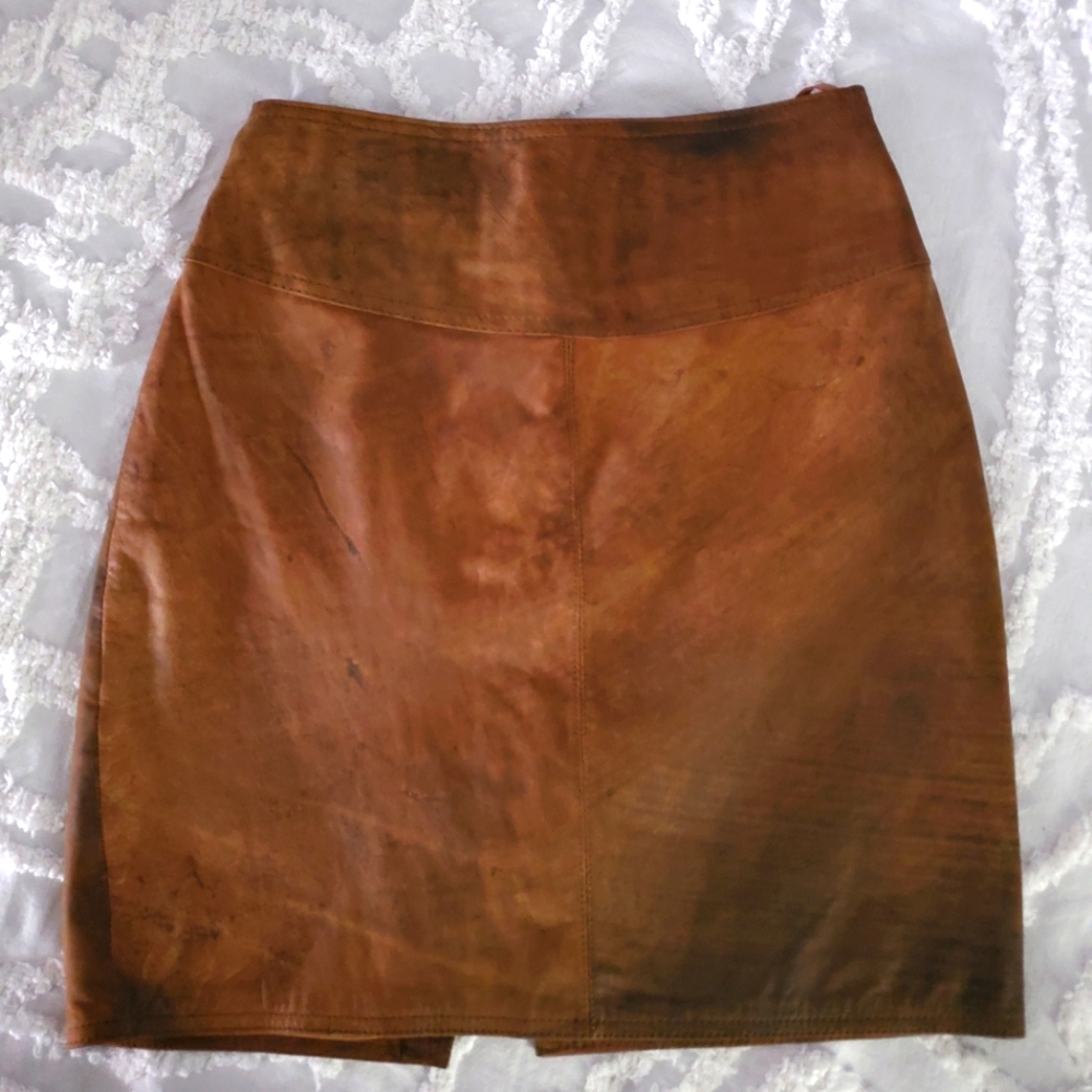 Winlit High Waisted Short Distressed Leather Skirt